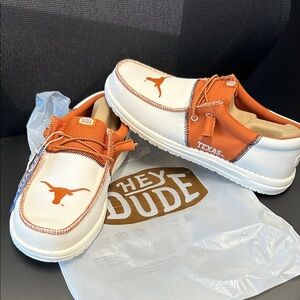 Hey Dude Texas Longhorns shoes Men's sz 11 New with tags!